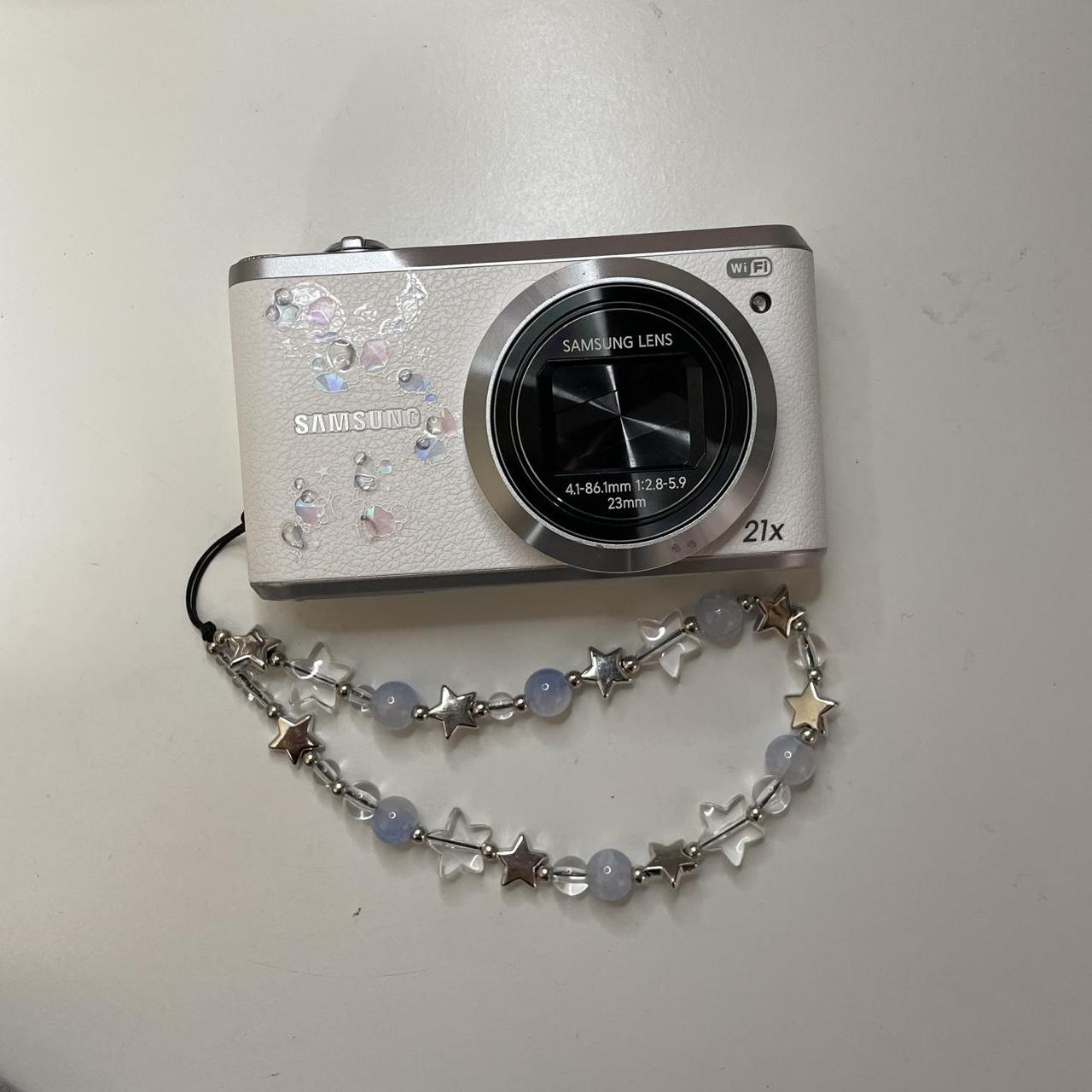 Samsung Silver and Grey Cameras-and-accessories