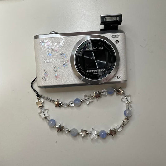 Samsung Silver and Grey Cameras-and-accessories
