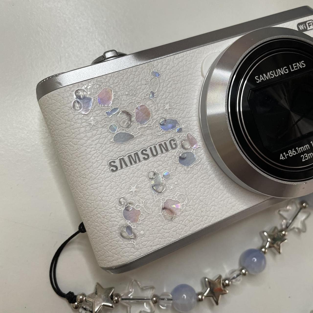 Samsung Silver and Grey Cameras-and-accessories