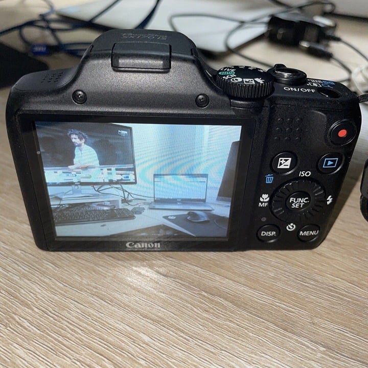 Canon PowerShot SX 170 IS 16.0MP 16x Digital Camera