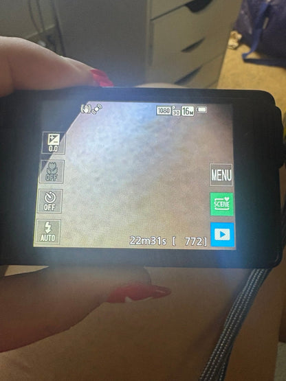 nikon coolpix s6900