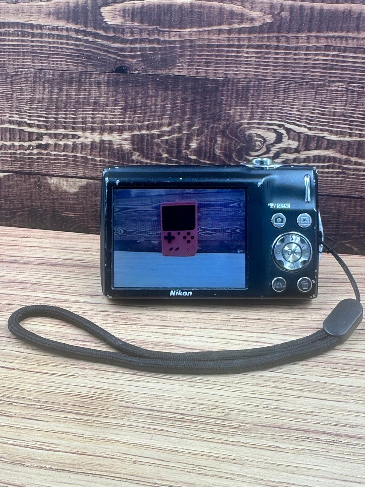 Nikon Coolpix S3000 Black-12.0 MP Digital Camera 8SD Card & Charger-Tested