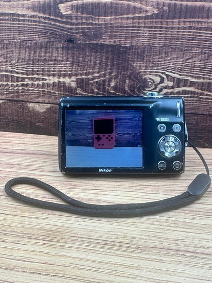 Nikon Coolpix S3000 Black-12.0 MP Digital Camera 8SD Card & Charger-Tested