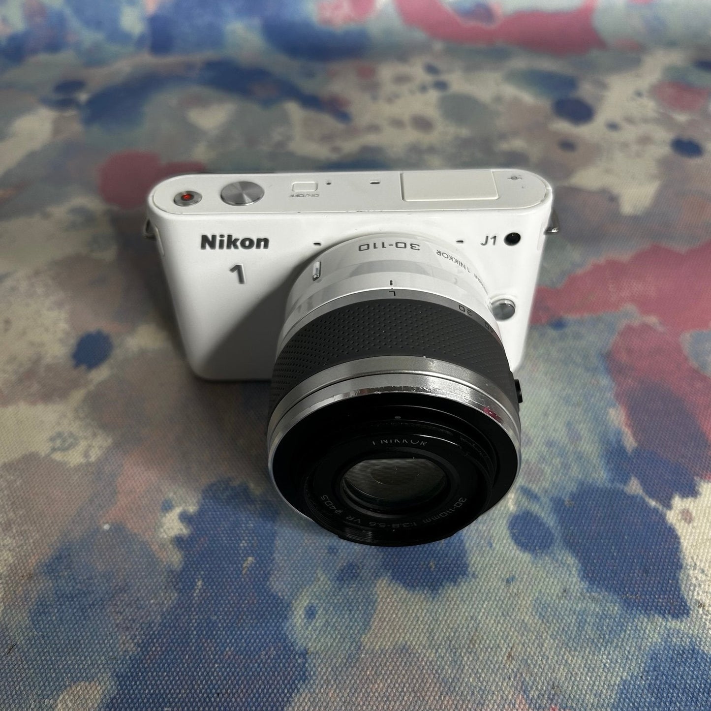 Nikon 1 J1 Digital Camera Bundle White w/ 30-110mm Lens & Charger Please Read