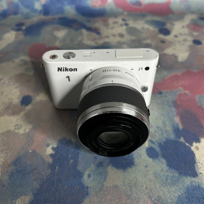 Nikon 1 J1 Digital Camera Bundle White w/ 30-110mm Lens & Charger Please Read