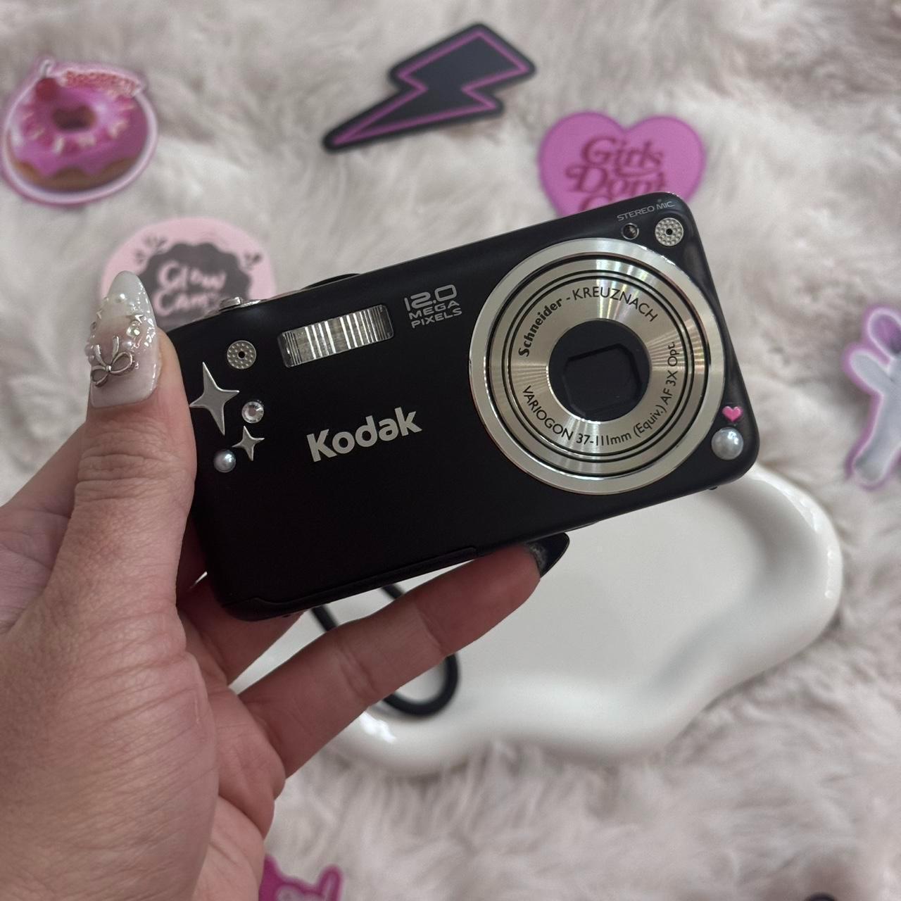 PreOwned Kodak V1253 digital camera