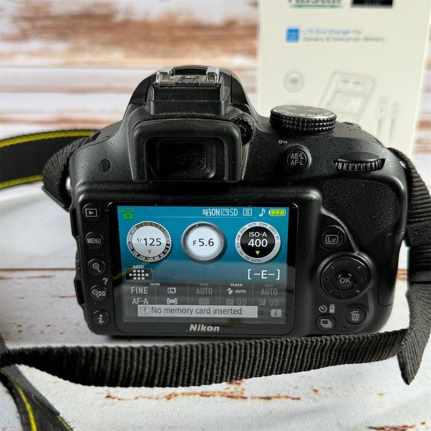 Nikon D3300 DSLR w/ 18-55mm Lens & Kastar Charger Shutter Count 3788 Used