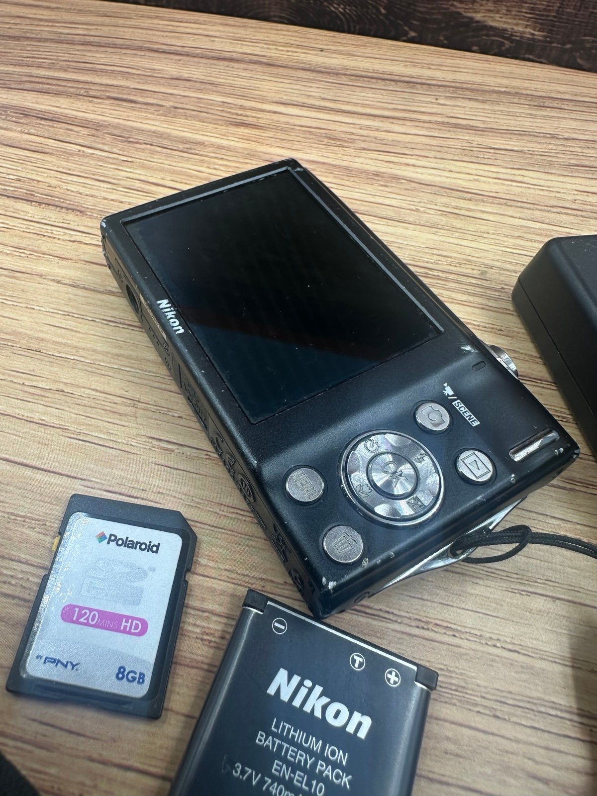 Nikon Coolpix S3000 Black-12.0 MP Digital Camera 8SD Card & Charger-Tested