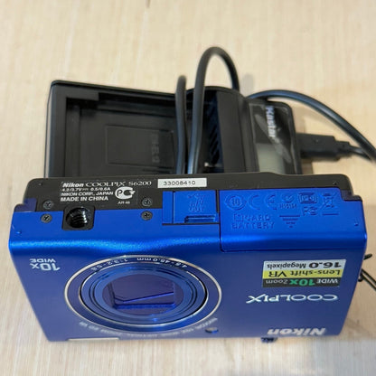 Nikon Coolpix S6200 Blue 16.0MP Digital Camera TESTED Great w/Batt/Charg-SDCard!