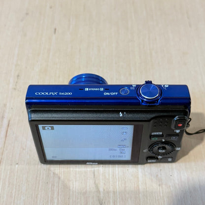Nikon Coolpix S6200 Blue 16.0MP Digital Camera TESTED Great w/Batt/Charg-SDCard!