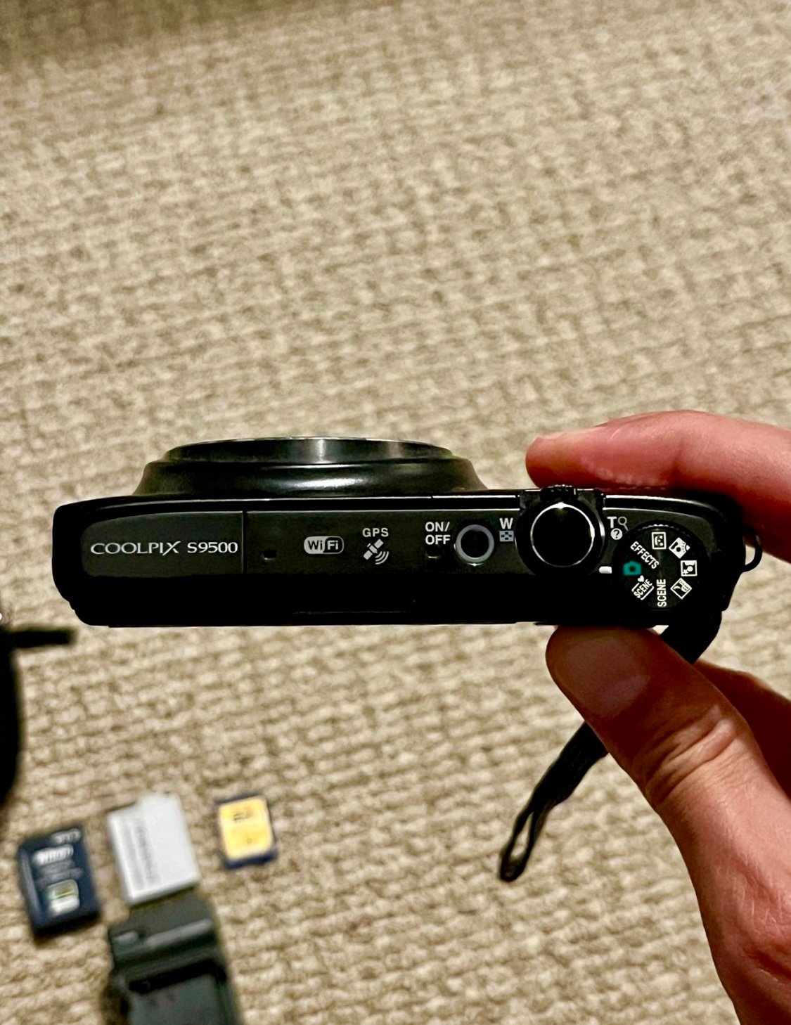 Nikon Coolpix S9500 Black 18.Mp 22X Super-Telephoto pocket camera