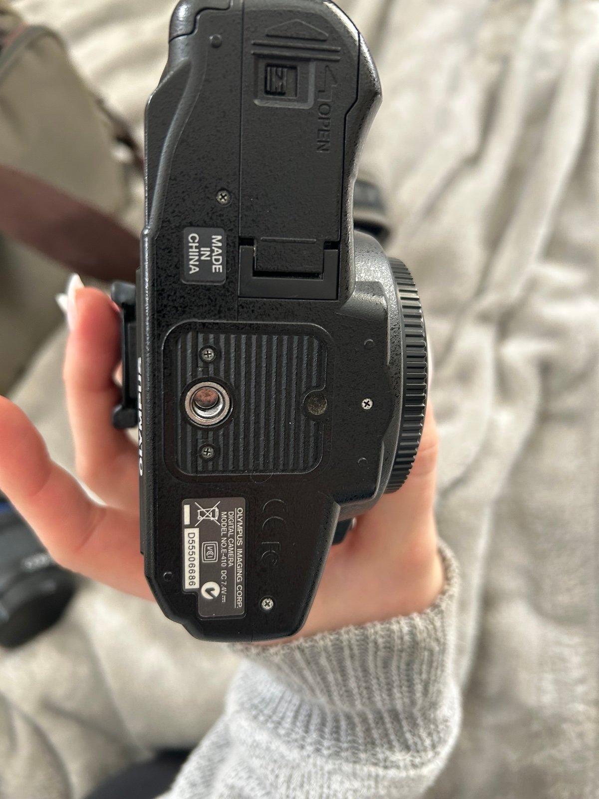 Olympus E-410 camera