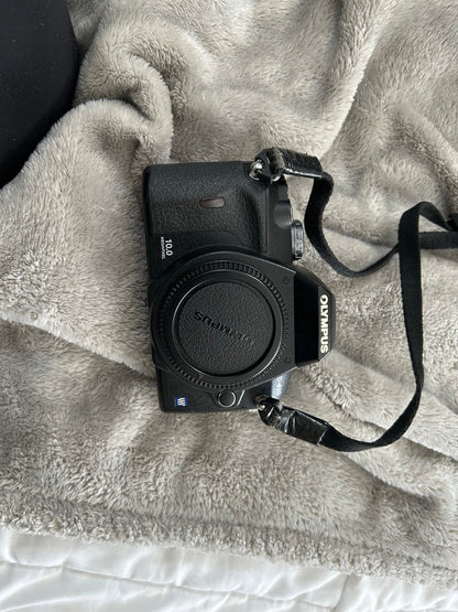Olympus E-410 camera