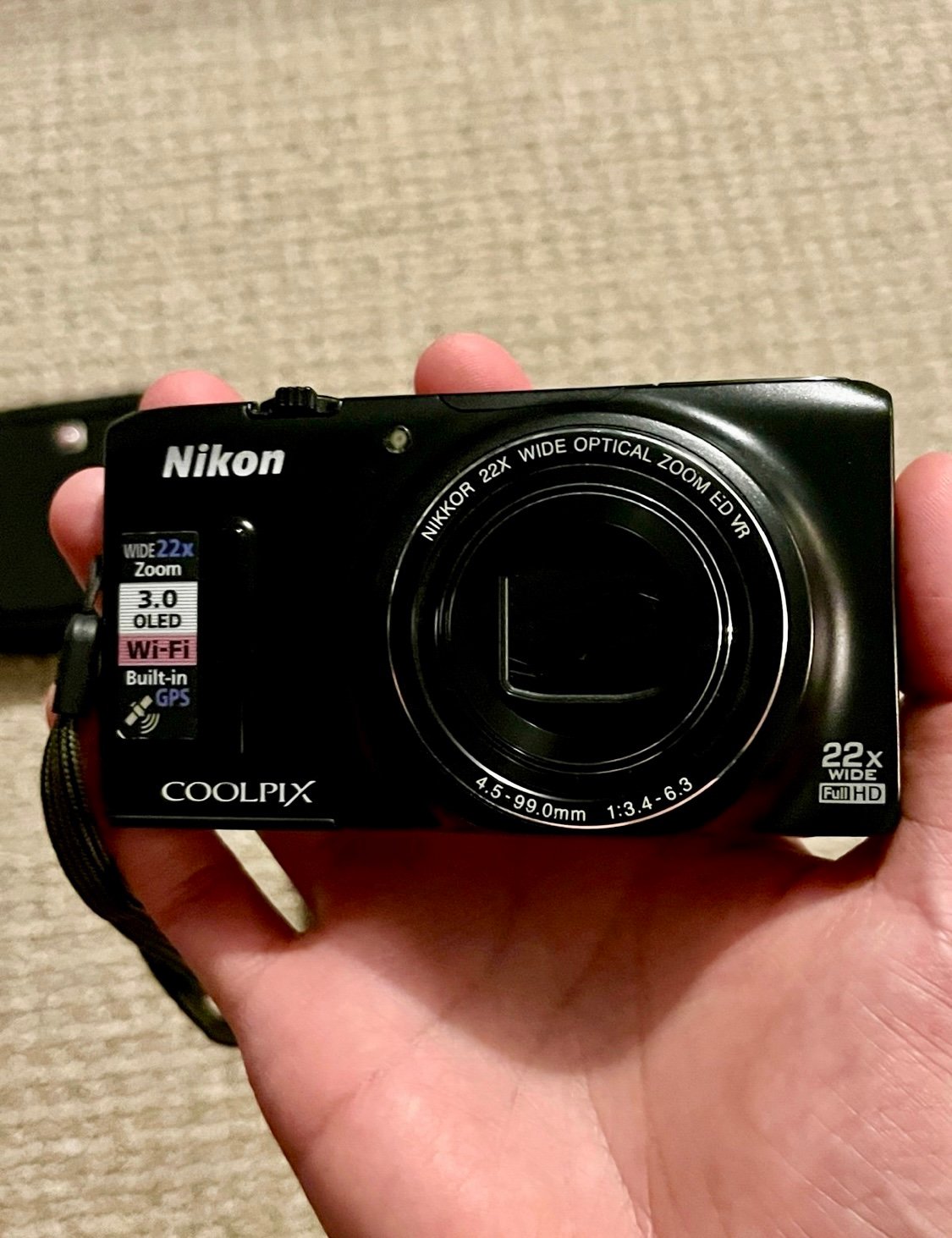 Nikon Coolpix S9500 Black 18.Mp 22X Super-Telephoto pocket camera