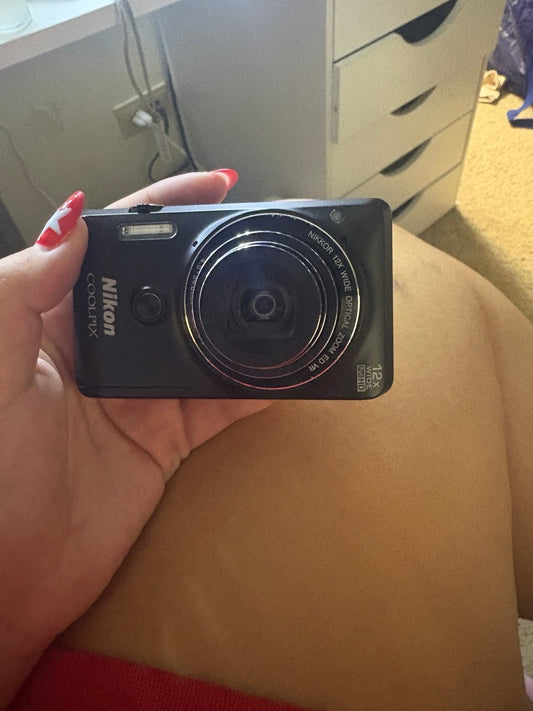 nikon coolpix s6900