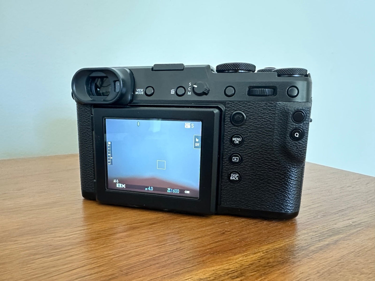 Fujifilm GFX 50R medium format camera