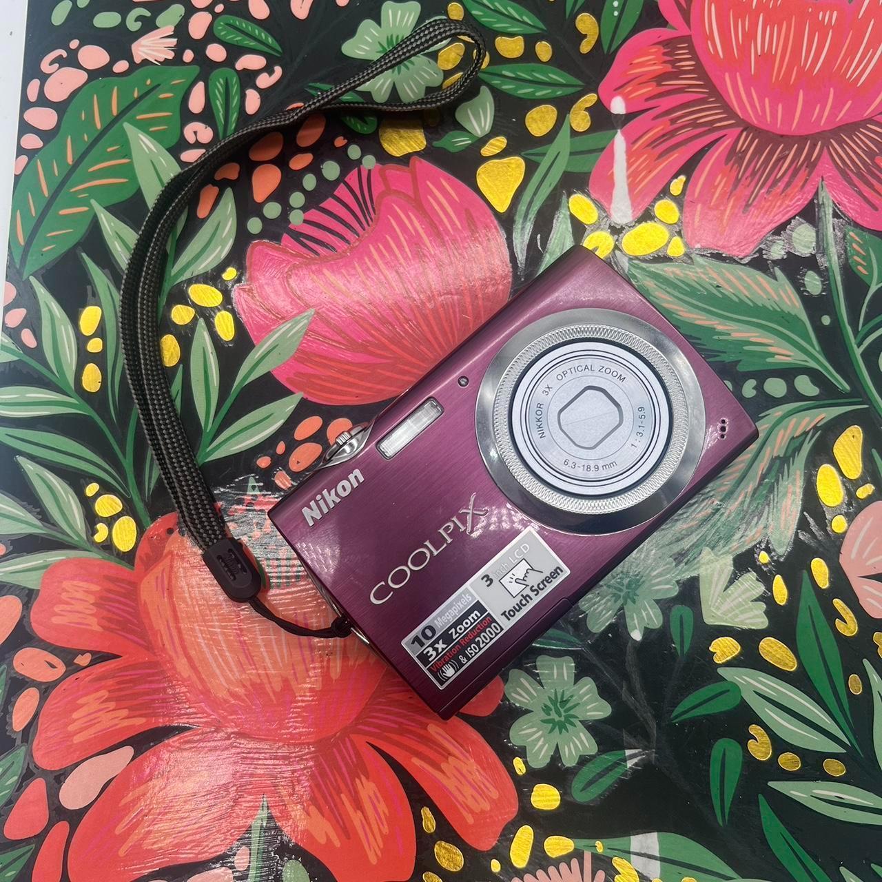 PreOwned Nikon Coolpix S230 Point-and-Shoot Digital Camera Bundle – 10MP, 3x Optical Zoom, Touchscreen