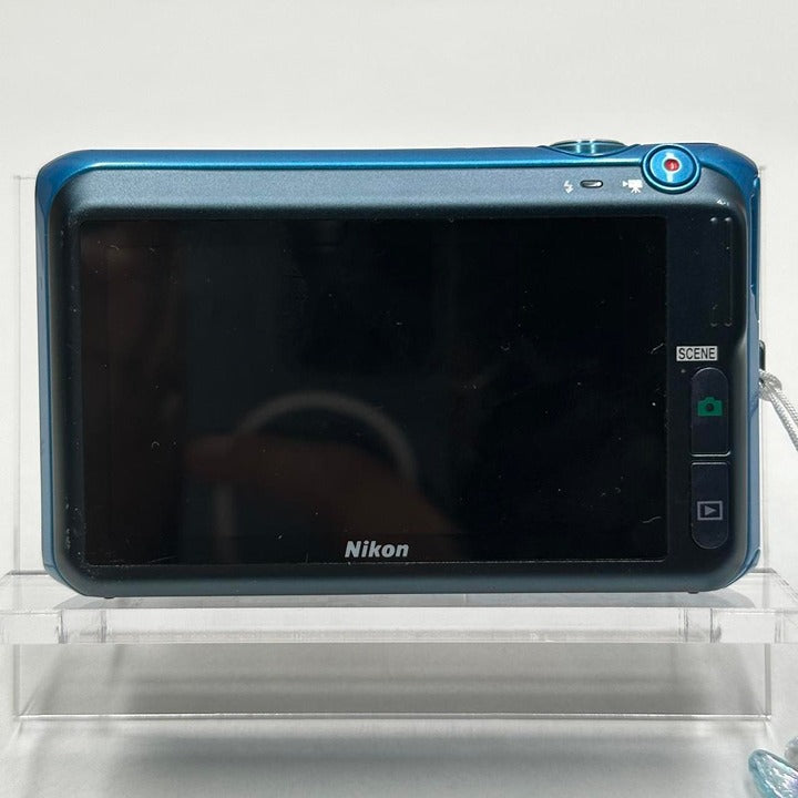 Nikon Coolpix S6400