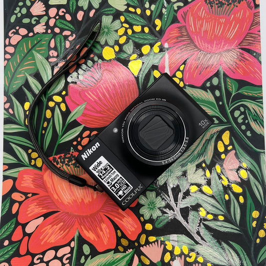PreOwned NIKON S8000 14.2mp Black Digital Camera
