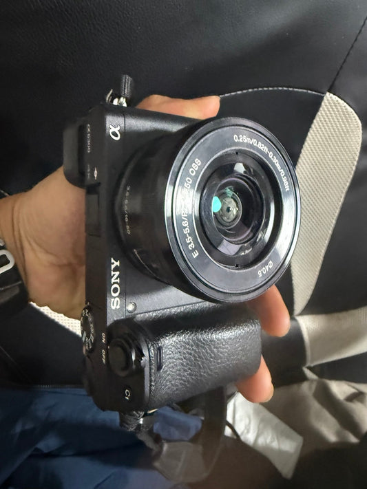 Camera sony a6300 kit lens 16-50mm used