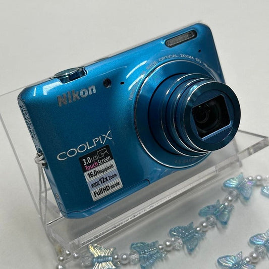 Nikon Coolpix S6400